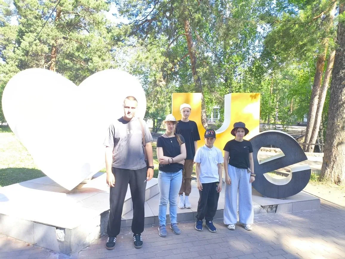 «Лесной экстрим» — один из первых веревочных парков не только в Челябинске, но и на всем Урале. На с