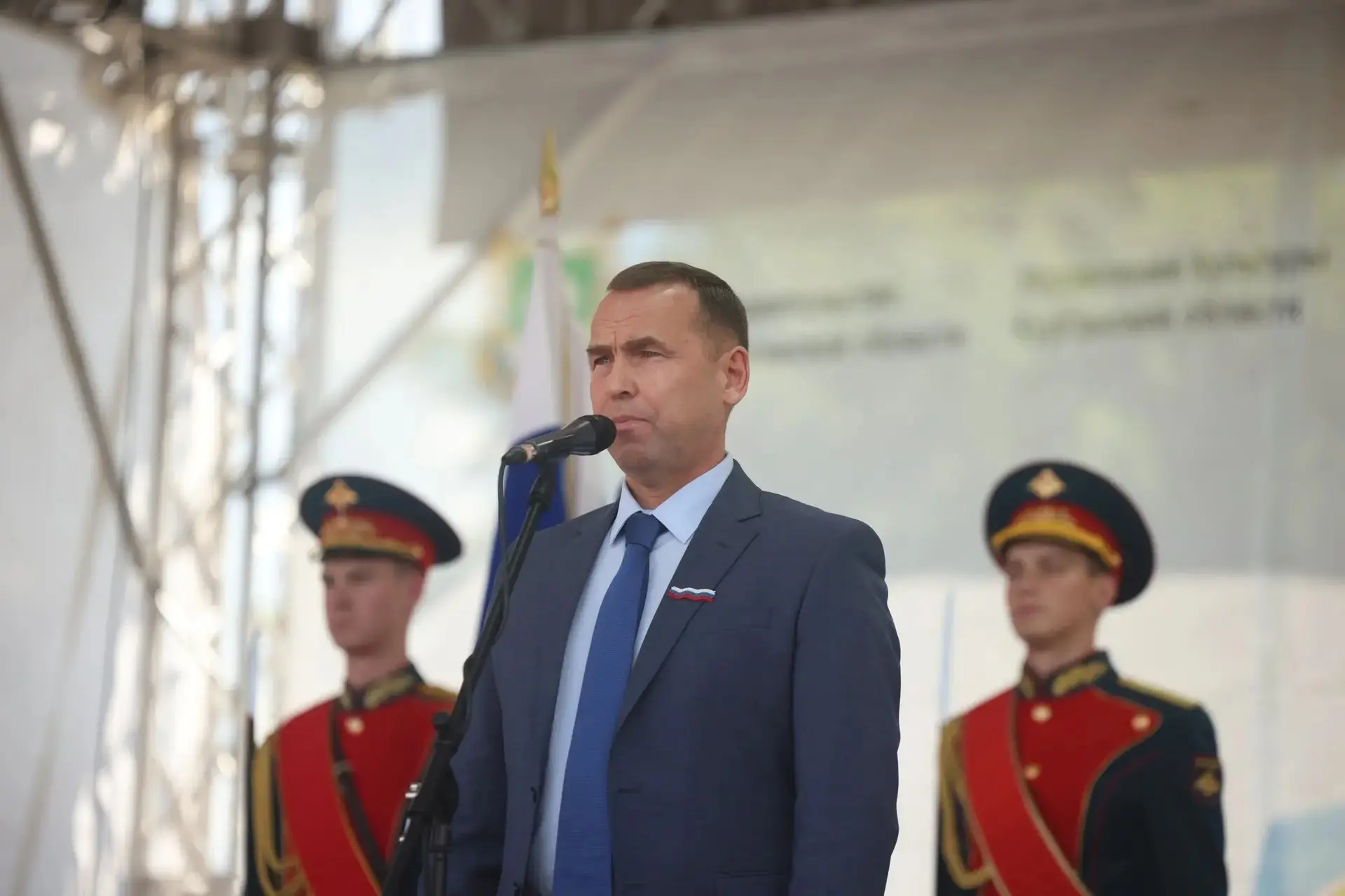 С праздником вас, дорогие друзья. С Днём Великой России.

У каждого из нас свой образ России. Для ко