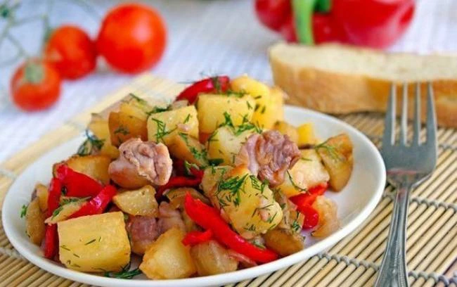 Овощное рагу с куриной грудкой