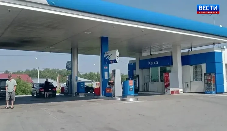 ⛽ Сливал солярку

Водитель из Алтайского края, работавший в Каргатском районе Новосибирской области,