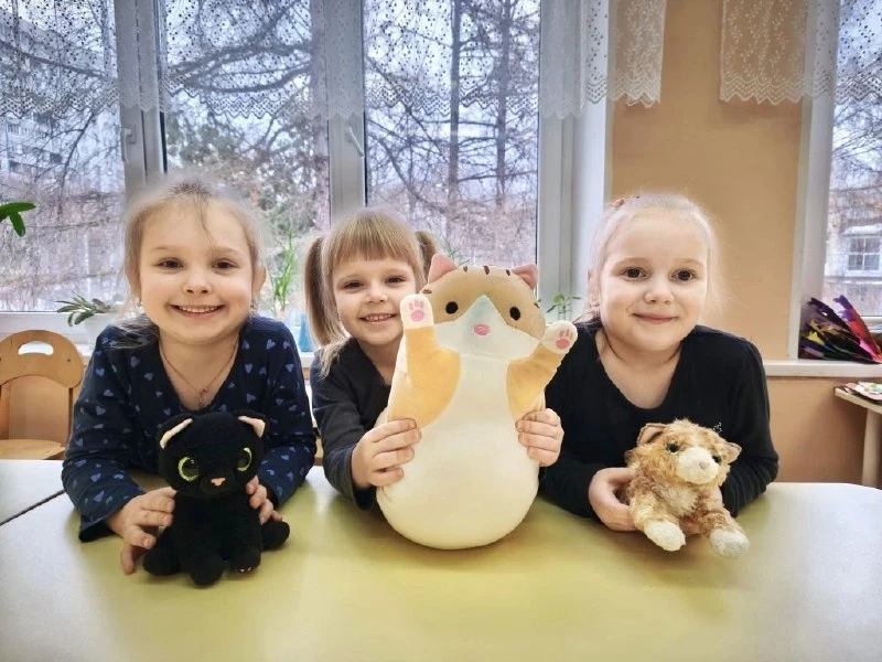 🐱 Мур-мур-мур: как дошколята отмечали День кошек!  В дошкольных отделениях было особенно уютно — мы 