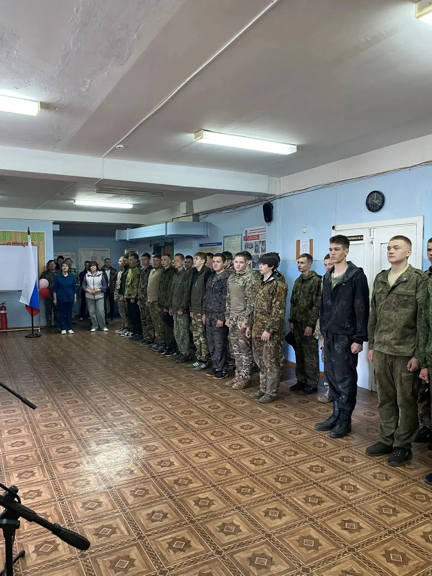 27 мая открылся палаточный лагерь «Патриот». Программа лагеря включает гражданско-патри...