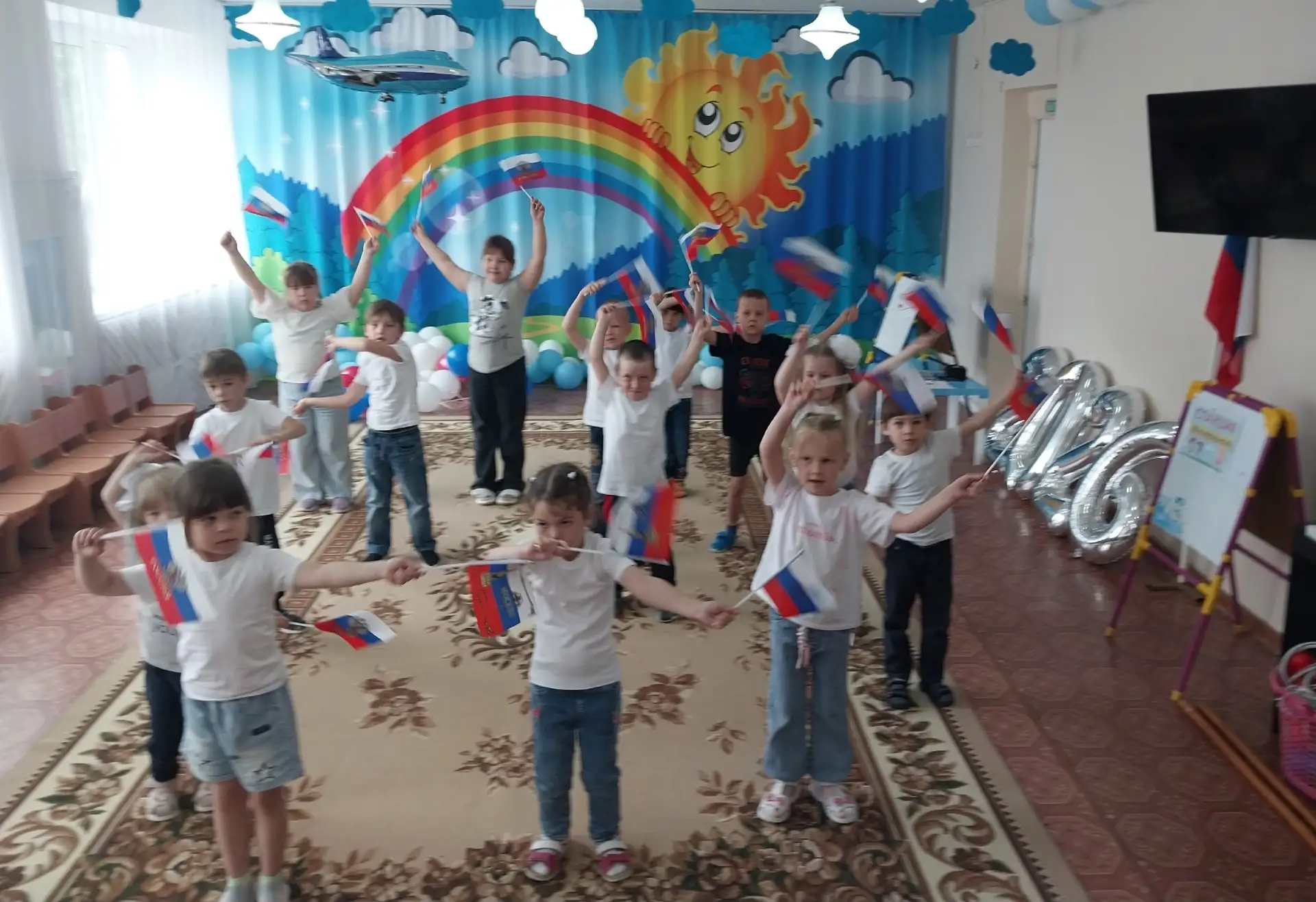 В преддверии Дня Россия в Ильинском филиале Детский сад "Родничок" прошла увлекательная...