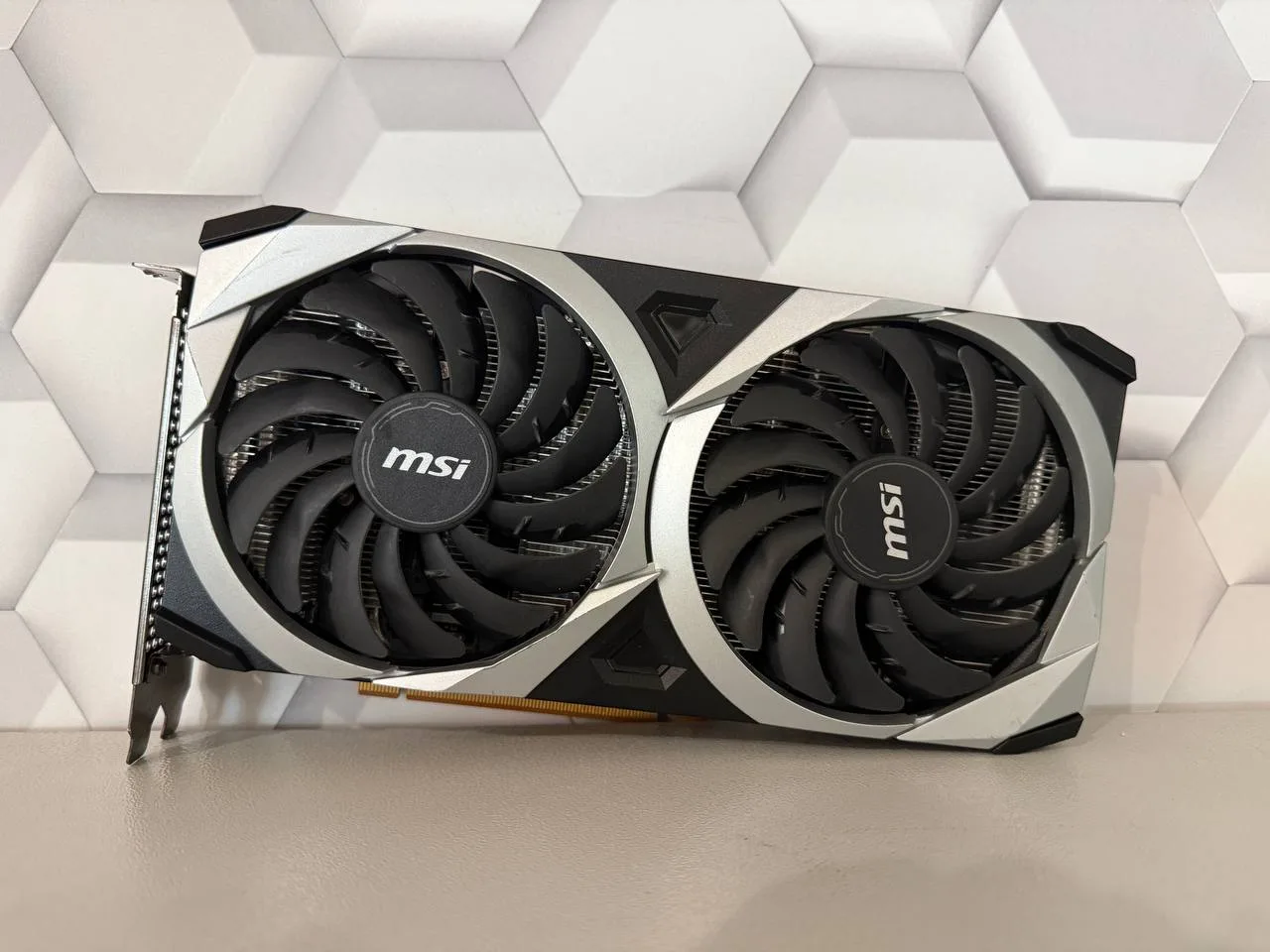 #Наличие #Мск #ОтАдмина

 RX 6600 MSI Mech 8Gb  — 13000₽
В наличии 1Шт


Есть услуга Trade-IN
Так же