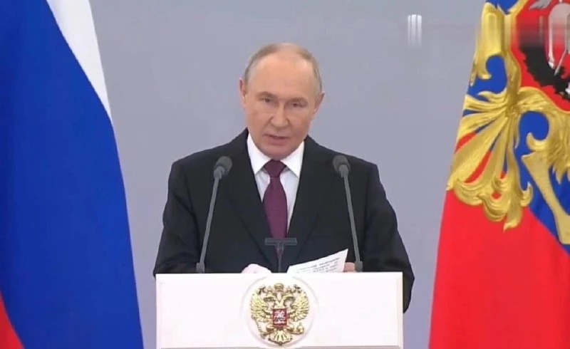 "На Западе открыто говорят о подготовке войны с Россией", заявил Владимир Путин