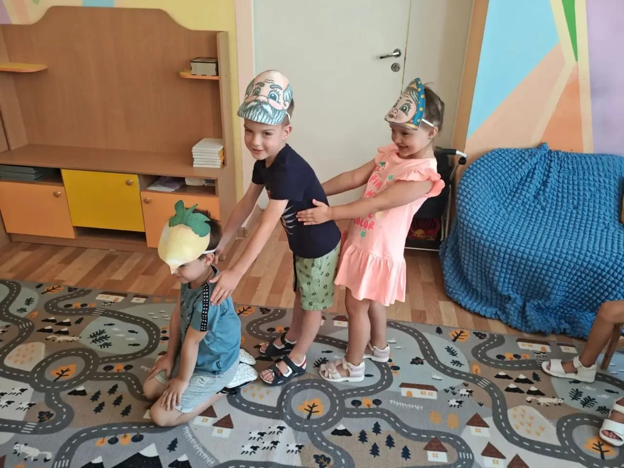 Изба сказкой полнится… 🏘️✨