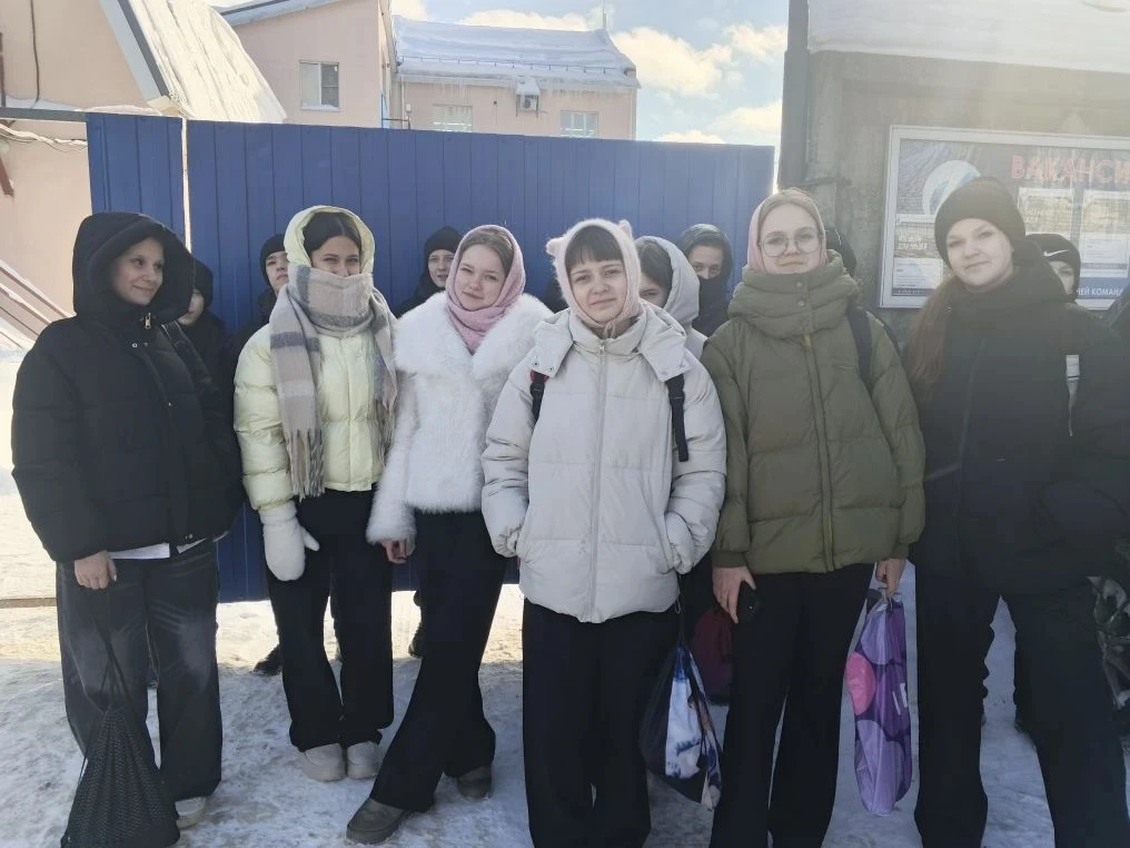 5 февраля  учащиеся 8 "Б" класса нашей школы посетили производственную площадку "Исток-Пром". Ребята