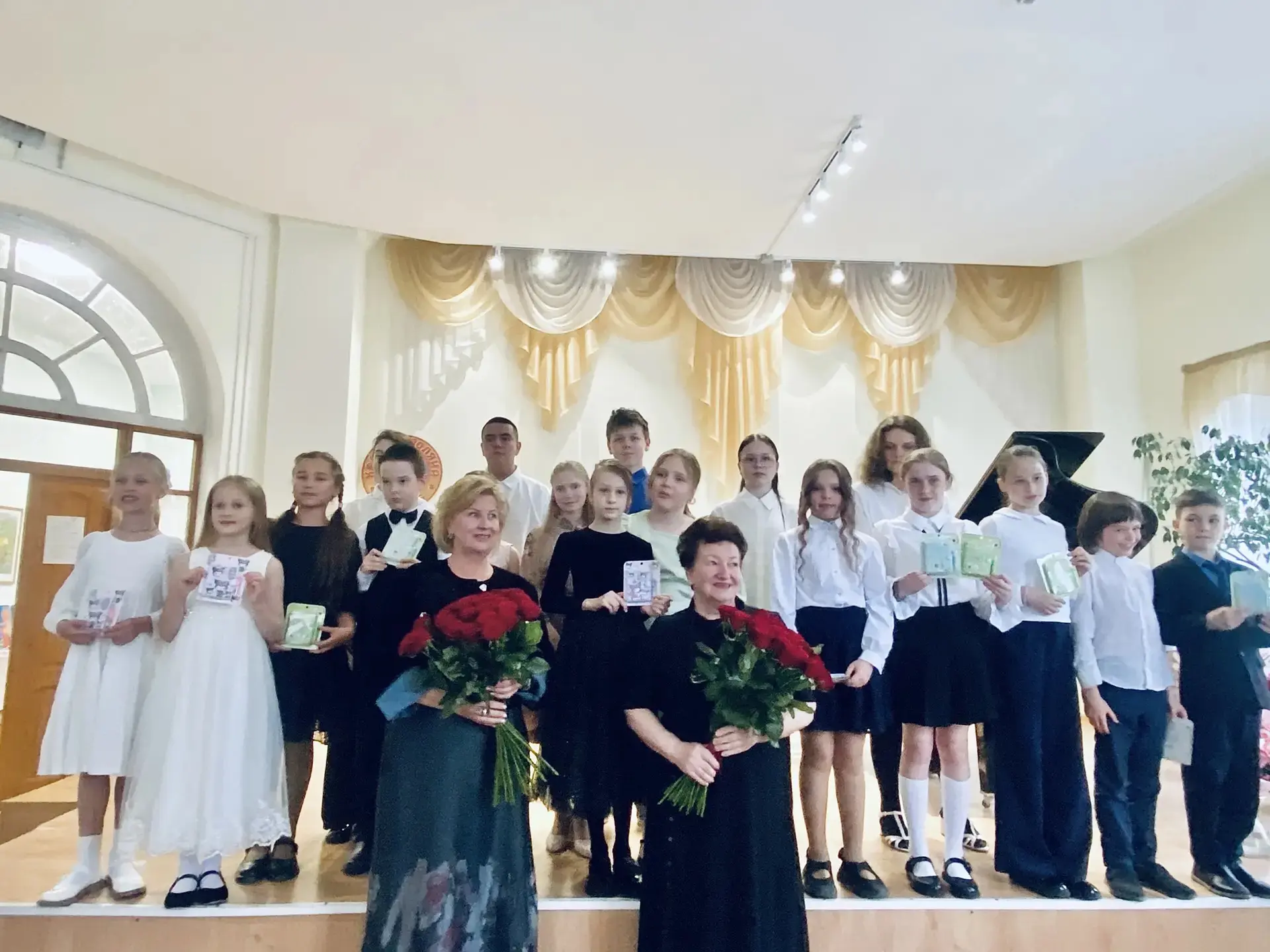 Вчера прошел отчётный концерт учеников преподавателей Бутрениной В.В. и Гогия Н.А.