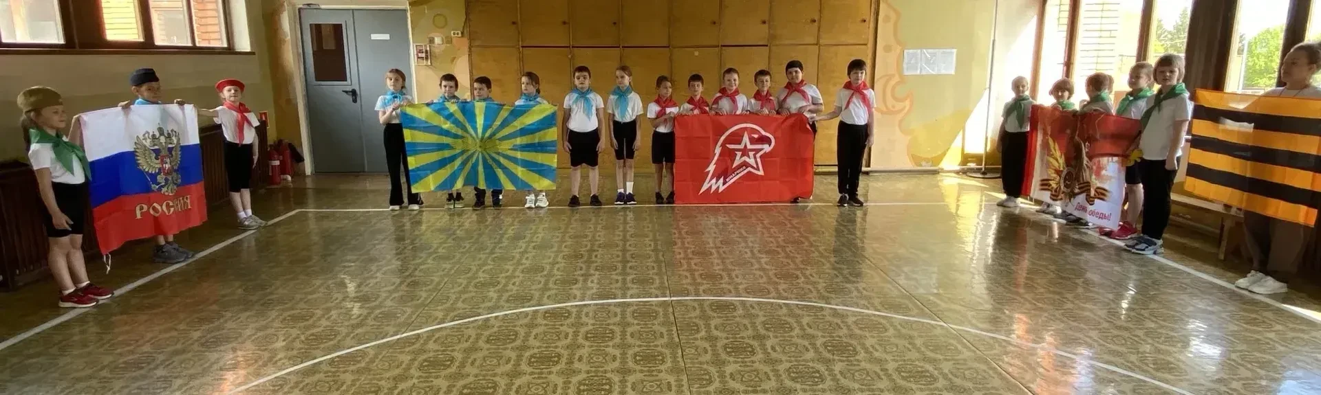 «Растём патриотами России»: спортивно-военная эстафета в  гимназии!   🏃‍♂️🎖️8 мая прошла яркая спорт