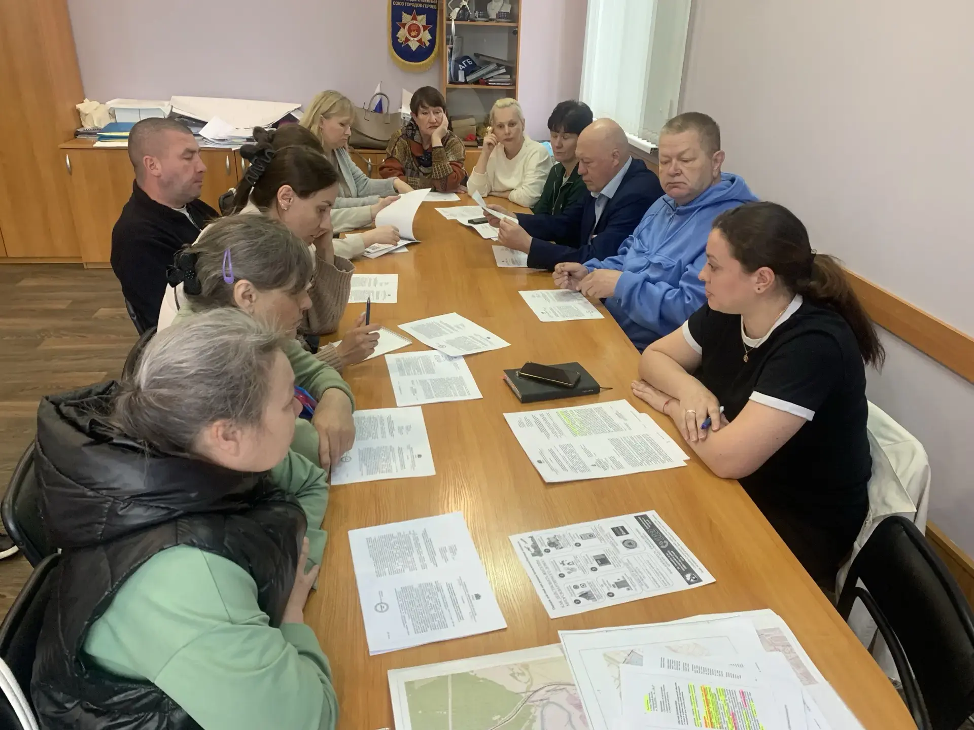 В Арамили начнут готовить укрытия: под это переделают подвальные помещения  В Администрации АГО сост