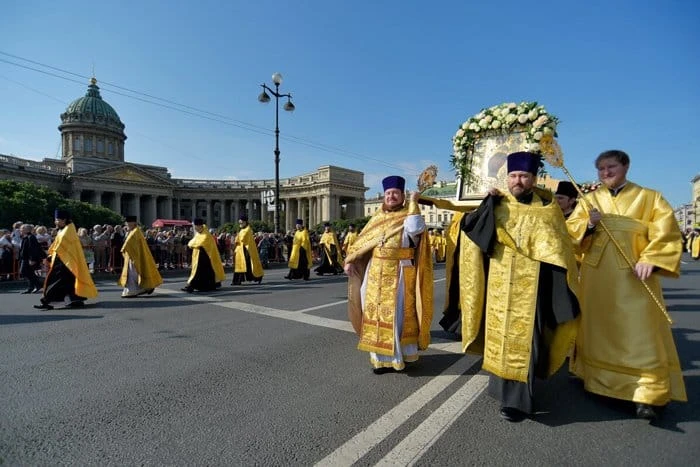 В Петербурге 12 сентября — в День перенесения мощей Святого благоверного князя Александ...