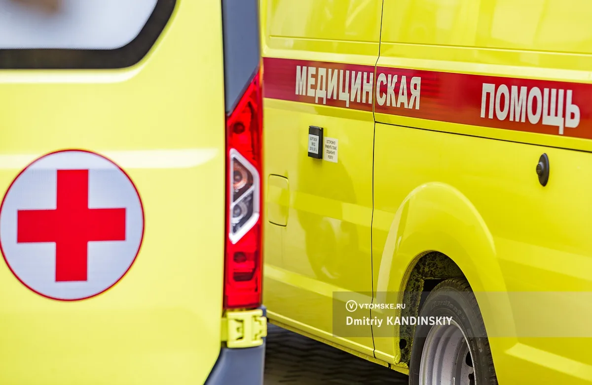 Две девочки находятся в тяжелом состоянии после аварии в Томске