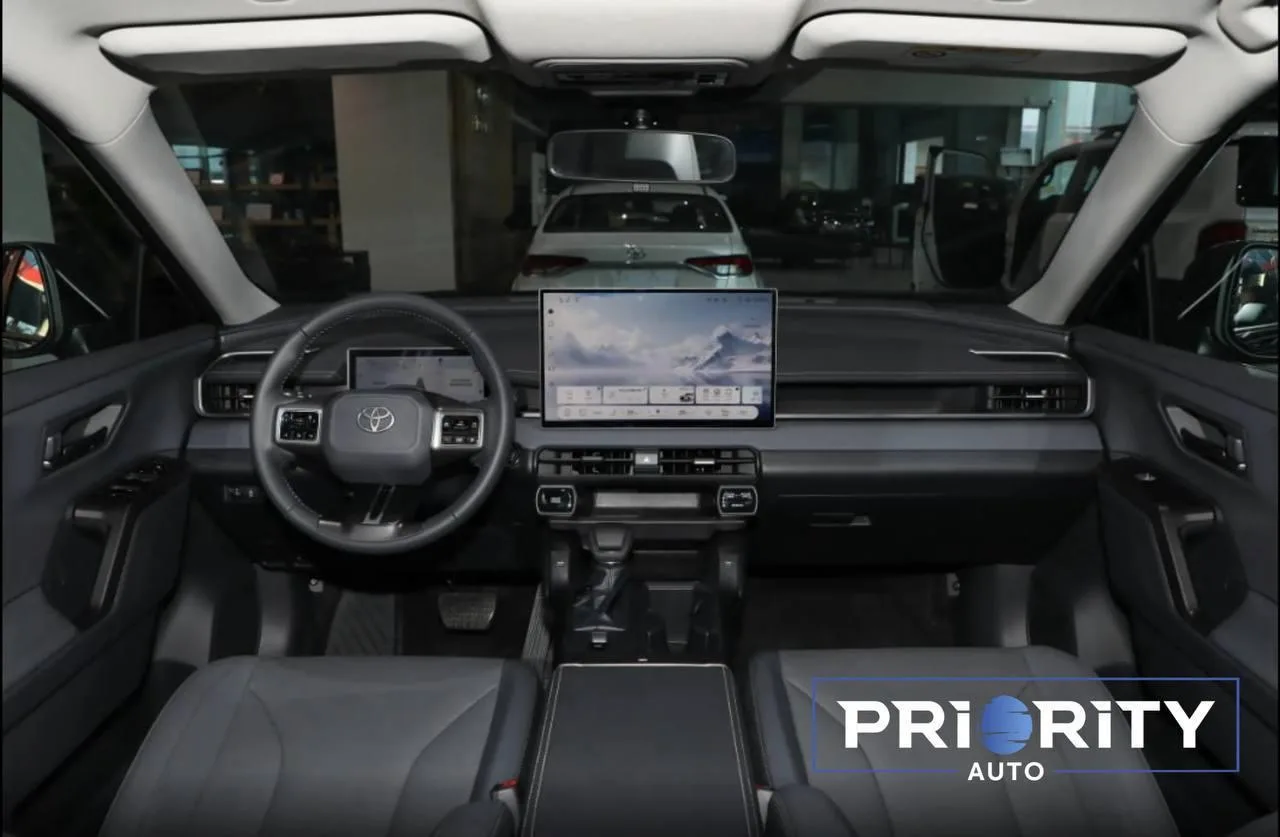 🇨🇳 НОВЫЕ АВТОМОБИЛИ ИЗ КИТАЯ  🛻 TOYOTA RAV4 2026 год — 4 330 000 руб Комплектация: Deluxe edition (р