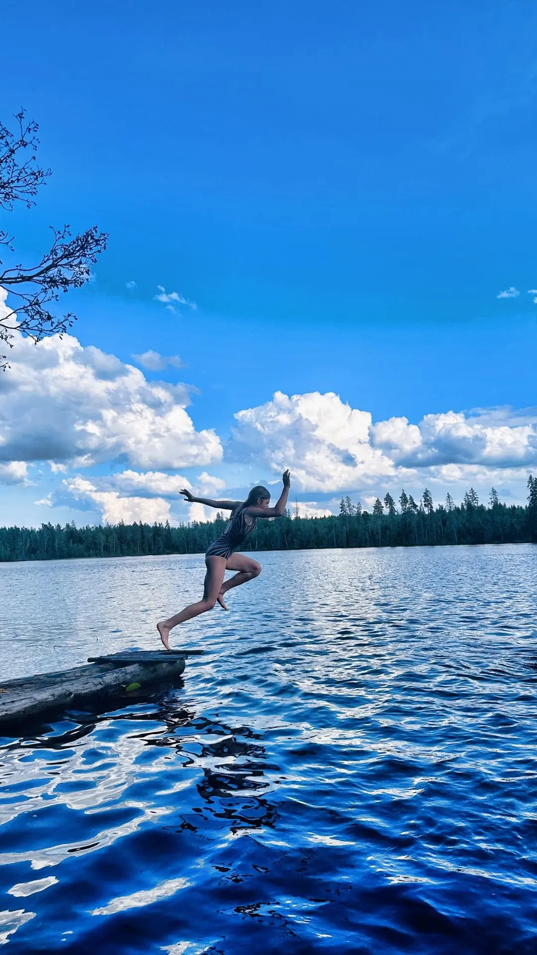 Фотомарафон "Лето - в кадре!" 

Лето - это маленькая жизнь)
Летом можно все: ходить в походы, плават
