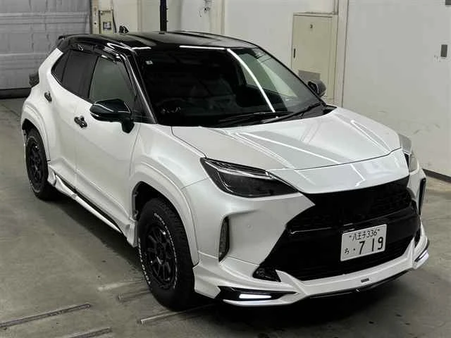 🇯🇵 TOYOTA YARIS CROSS HYBRID Z 2023