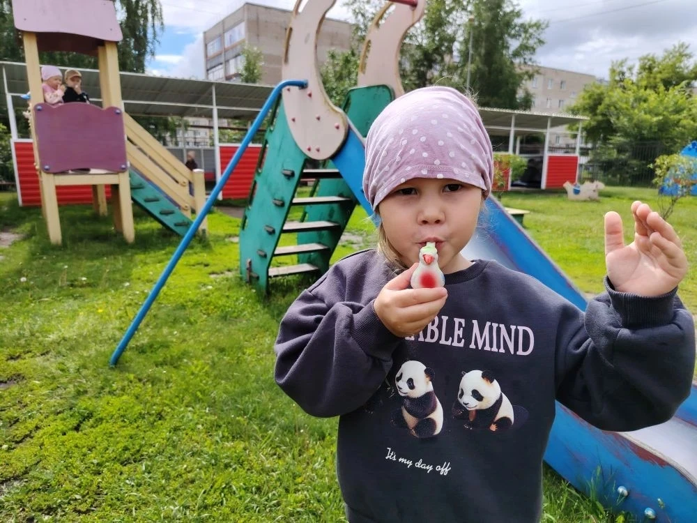 🐦‍⬛🦉🦅Ребята средней группы "Ромашка" зазывали птиц весёлыми свистульками🦅🦉🐦‍⬛