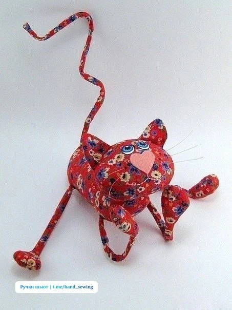 Очаровательные котики 🐈️