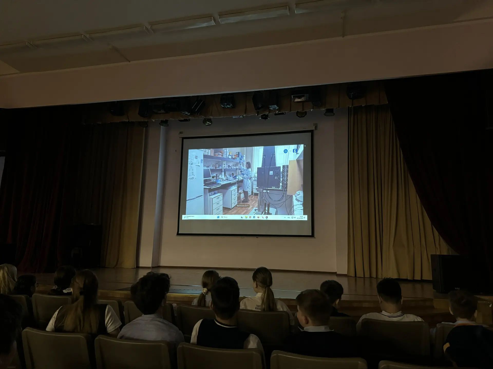 🩺 Сегодня, 2 апреля, прошло очередное профориентационное занятие курса «Россия — мои горизонты» 🇷🇺✨,