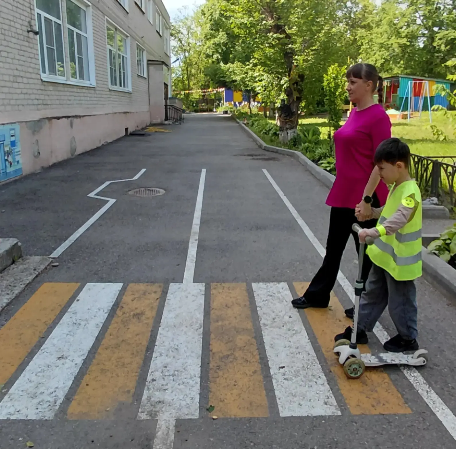 Безопасность на дороге — наша главная задача! 🚦

В рамках профилактических мероприятий «Внимание-де