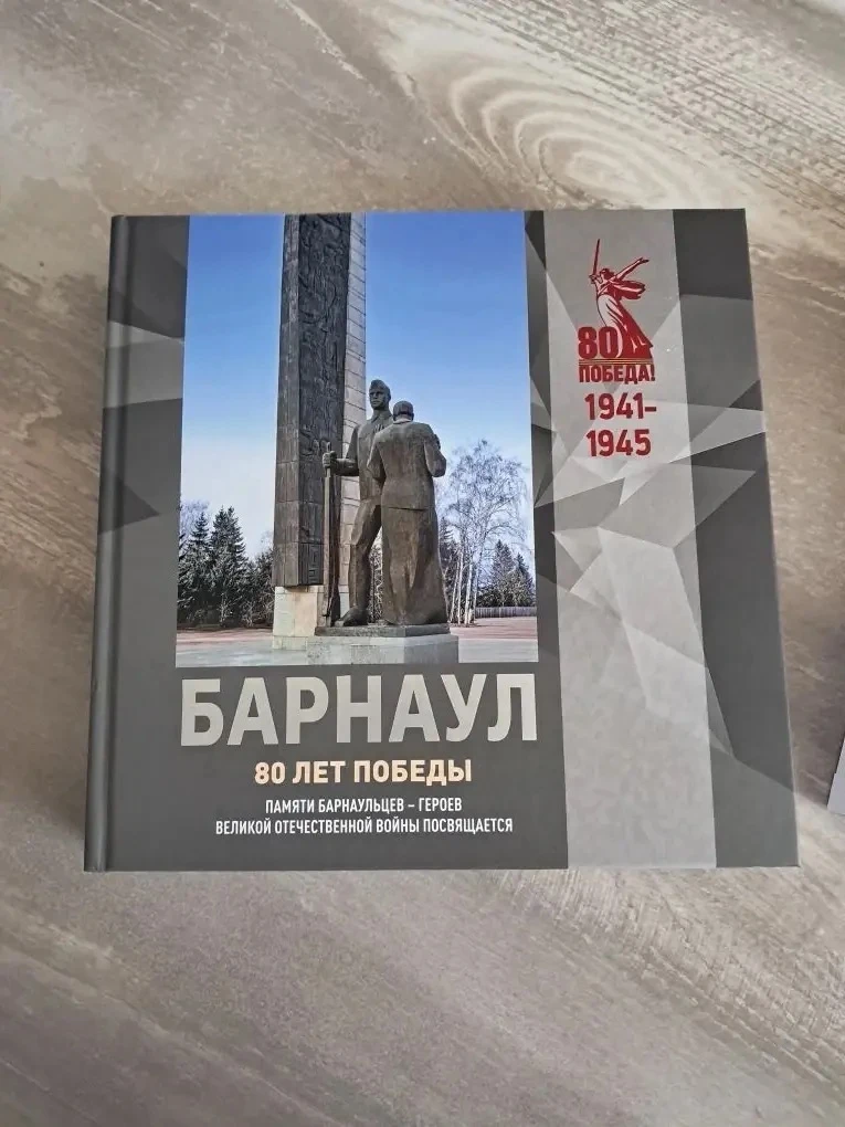 Сегодня в наш школьный музей, организатором которого является ветеран труда и школьный ...