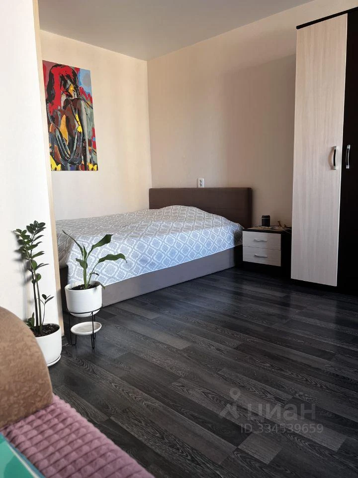 Сдам без посредников: 1-комнатная квартира, 33м²