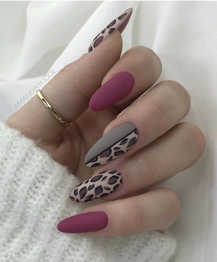 4 идеи маникюра с анималистичным принтом 🖤