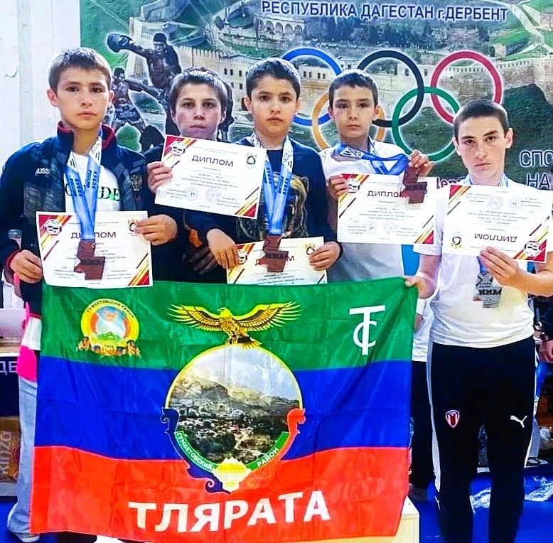 Спортсмены из Гумбета заняли призовые места на чемпионате России по ММА