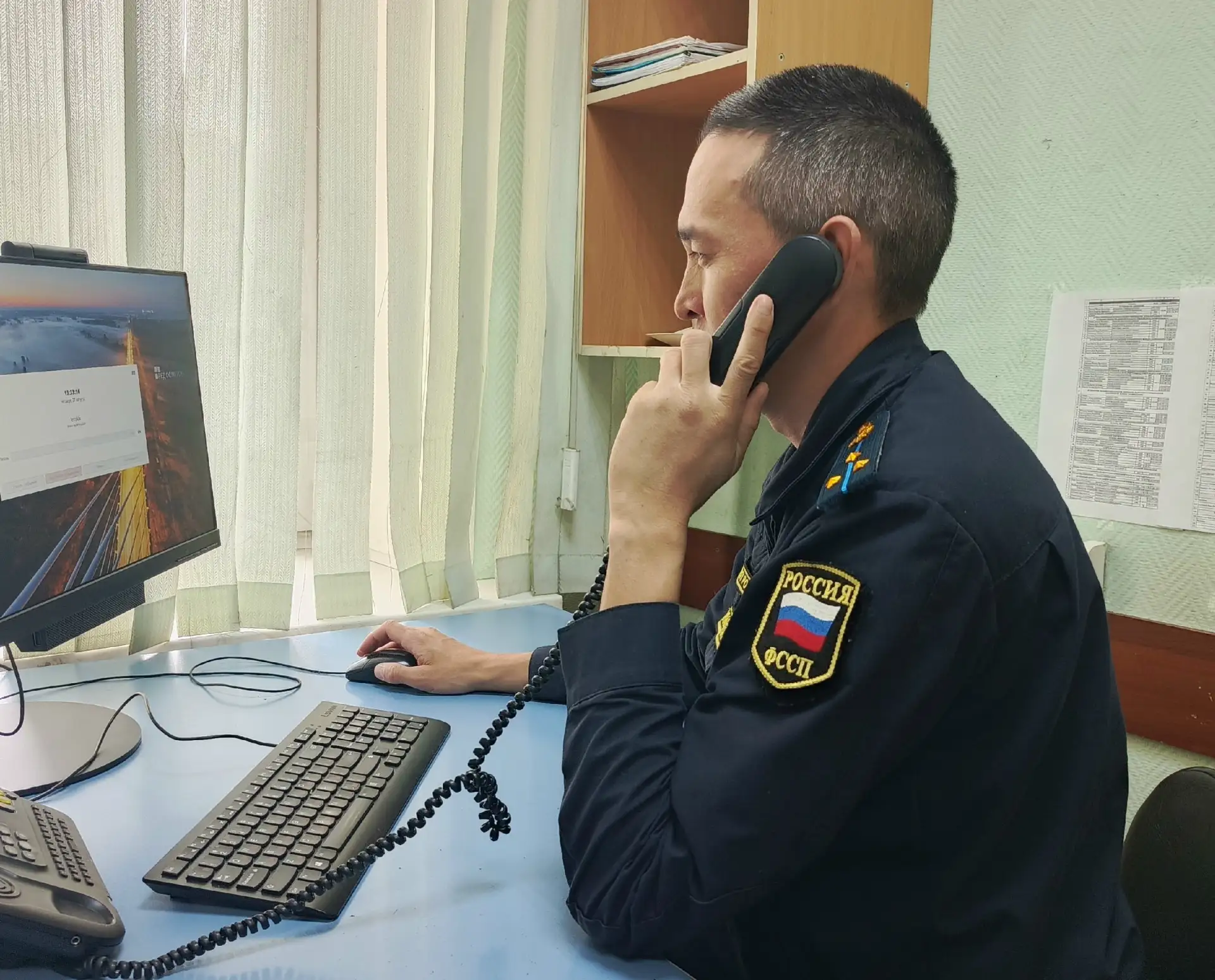 Приставы принудительно госпитализировали больного туберкулезом в Горно-Алтайске