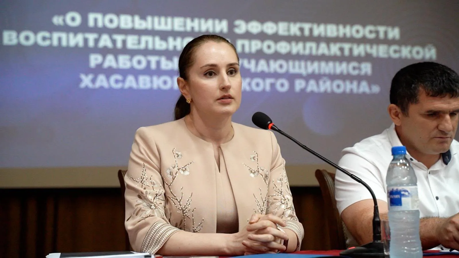 В Хасавюртовском районе совершенствуют систему воспитательной и профилактической работы...