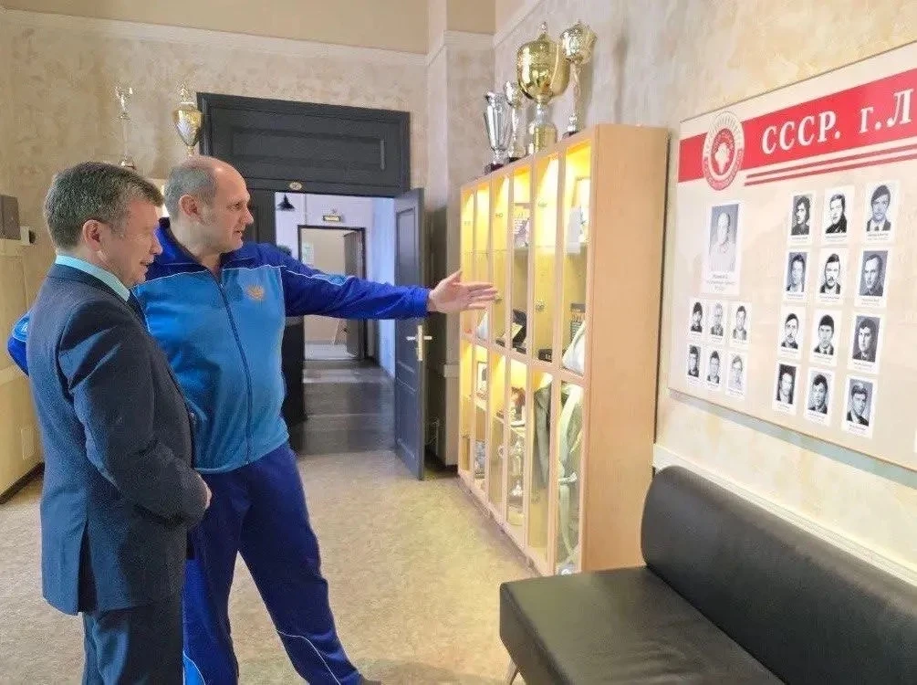 На днях посетил спортивную школу олимпийского резерва имени А.С. Рахлина. Это настоящий храм российс