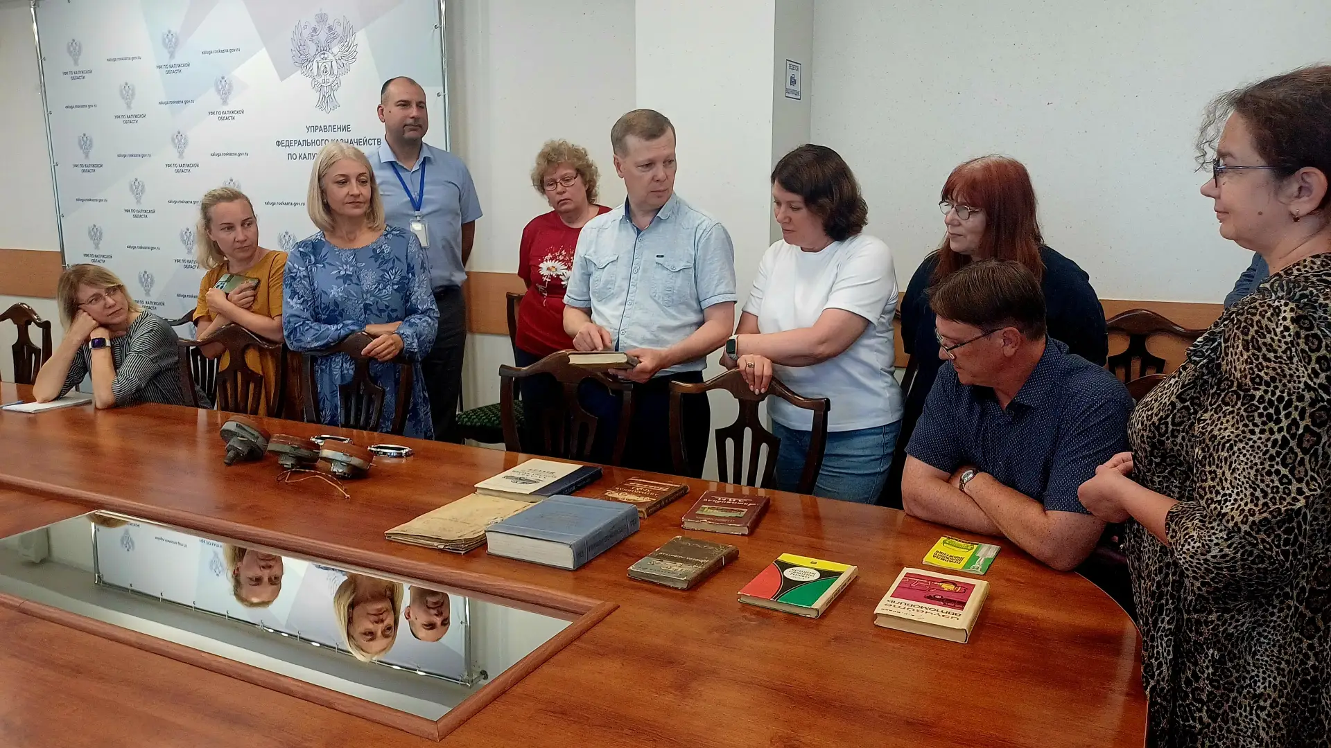 Встреча «Книжное обозрение»
В рамках проекта «Книжное обозрение» в УФК по Калужской области состояла