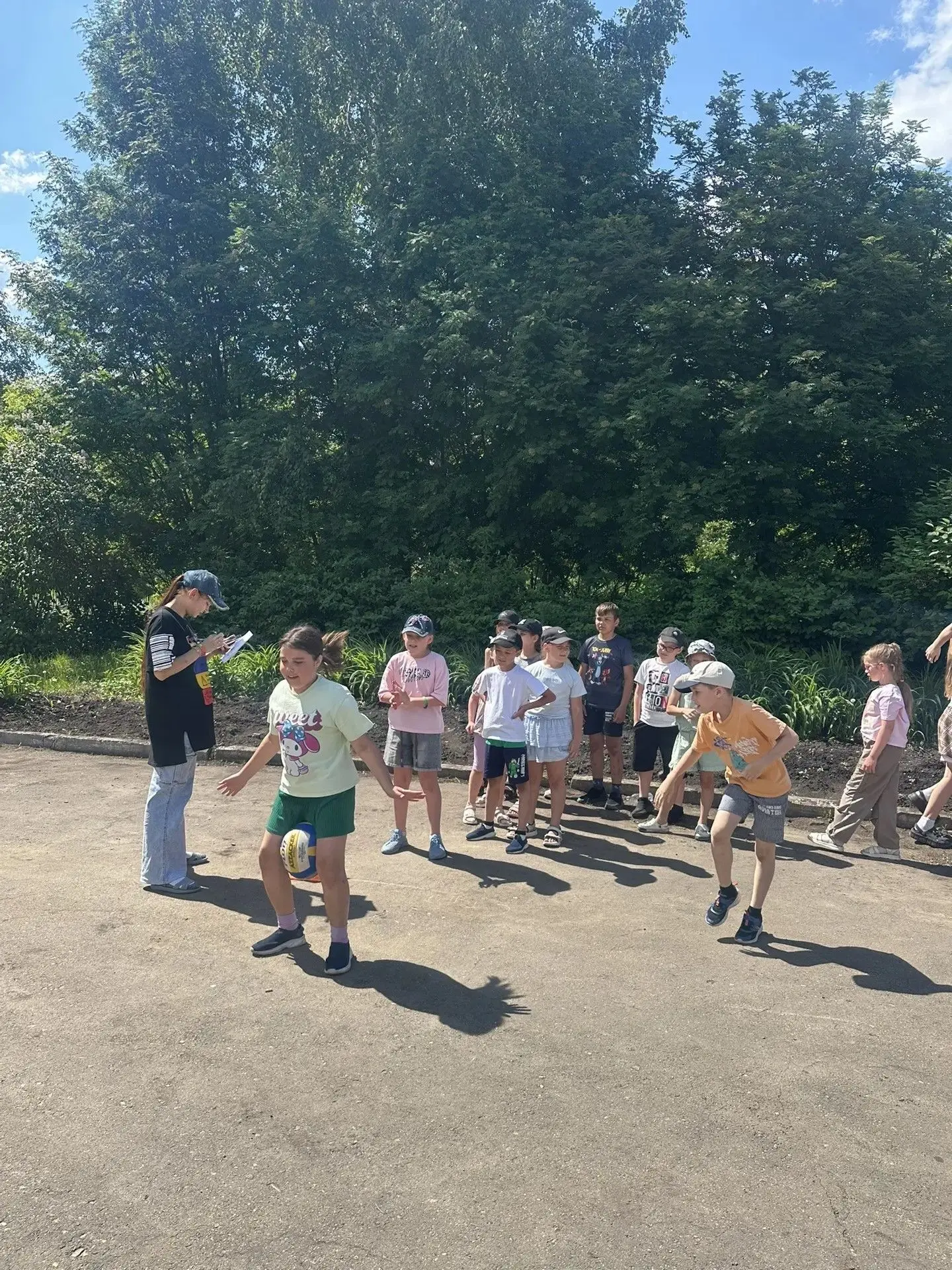 ☀️Весёлый и полезный день в нашем пришкольном лагере!☀️ Сегодня у нас выдался по‑настоящему насыщенн