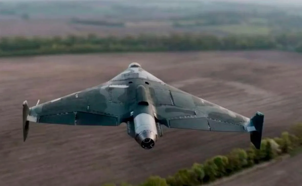 Иран запросил у России поставки реактивных дронов "Герань-4" и "Герань-5" для использов...