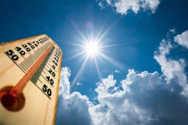 🌞  На ХМАО надвигается сильная жара. Температура поднимется до +34 градусов градусов