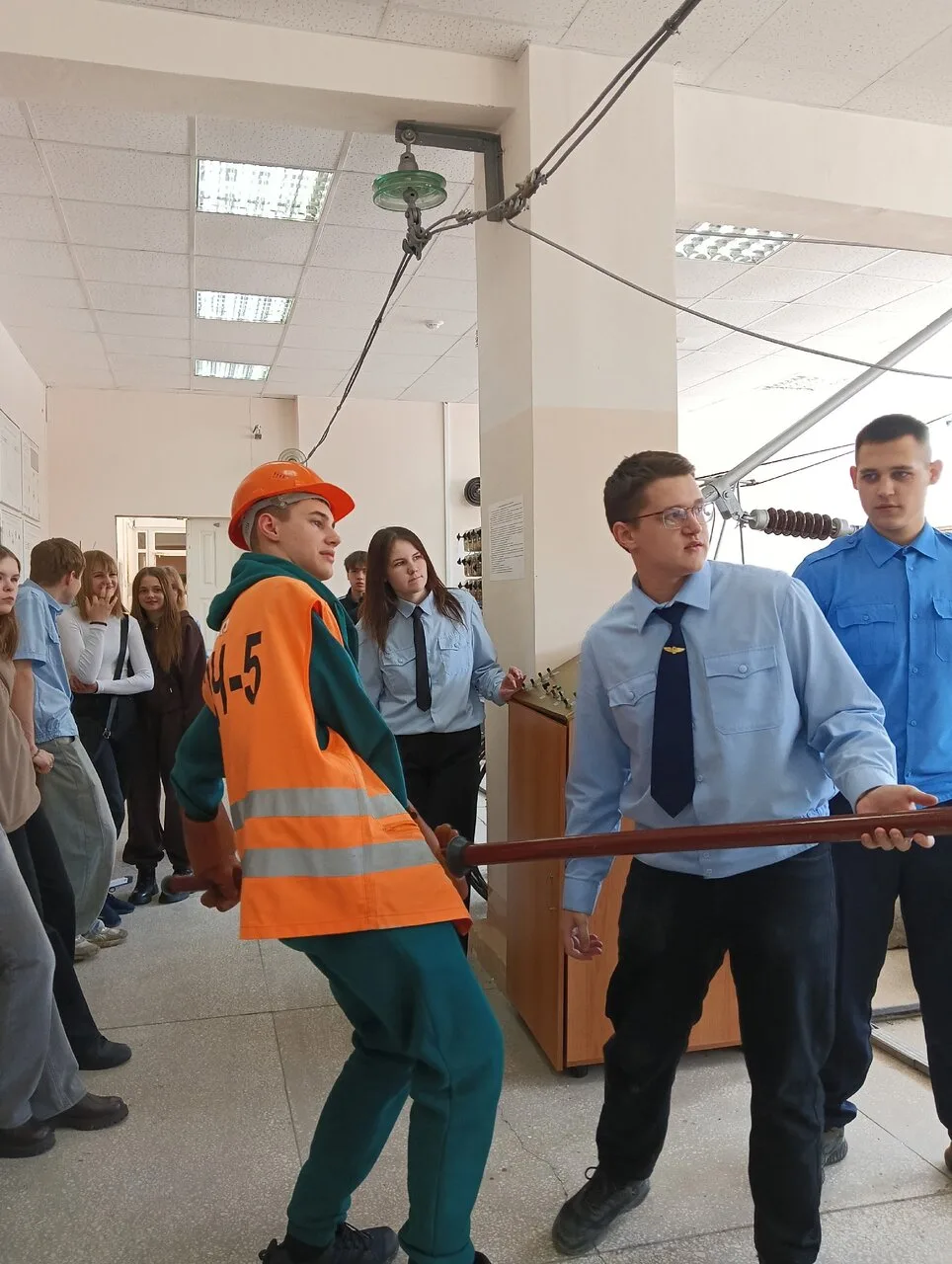В рамках профориентационной работы учащиеся 9-х классов  Каширинской и Светлополянской школ посетили