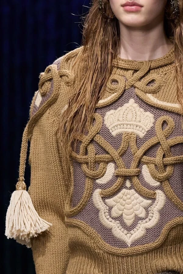 Вдохновение с подиумов. Etro Fall Winter 26/27
🧶🧶🧶