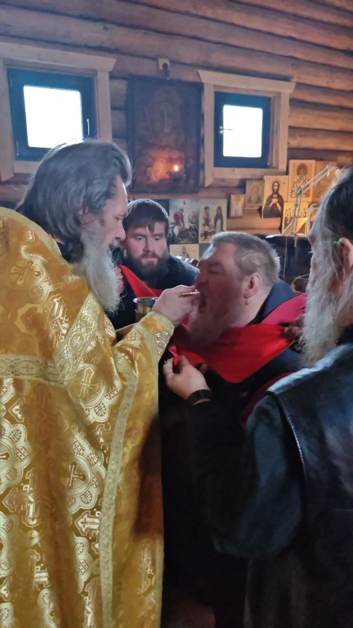 Дорогие Братья и Сестры, с началом  Петрова поста! 
Всем Божьей помощи и душеспасительных трудов!

�