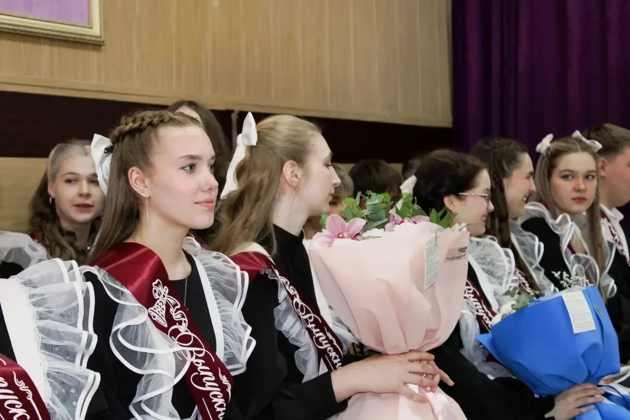 🌟Последний звонок в лицее: прощание со школой и старт в новую жизнь!   💥26 мая в нашем лицее царила 