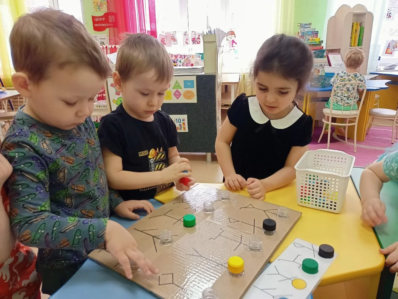 👶🏻Про интересные игры для малышей или пополняем центры активности развивающими материалами...

📥Р