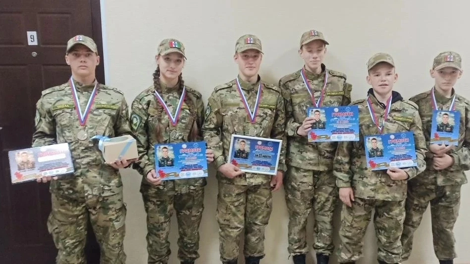 ПОБЕДА В ОБЛАСТНЫХ СОРЕВНОВАНИЯХ🥈

✅23 мая курсанты военно - спортивного клуба «Рысь» МАОУ ДО ДООЦТ