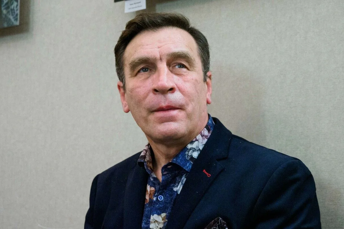 На 54-м году жизни скончался VIP-тамада Айдар Садыков.