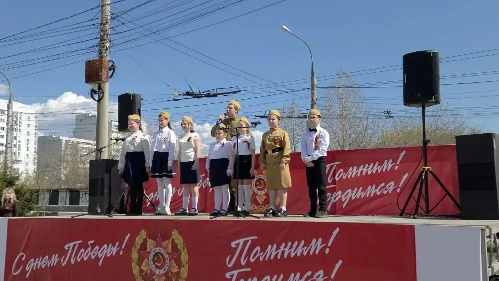 💥 Концерт в ТРЦ «Юбилейный» 💥  9 мая 2026 года наша школа с гордостью приняла на себя роль организат