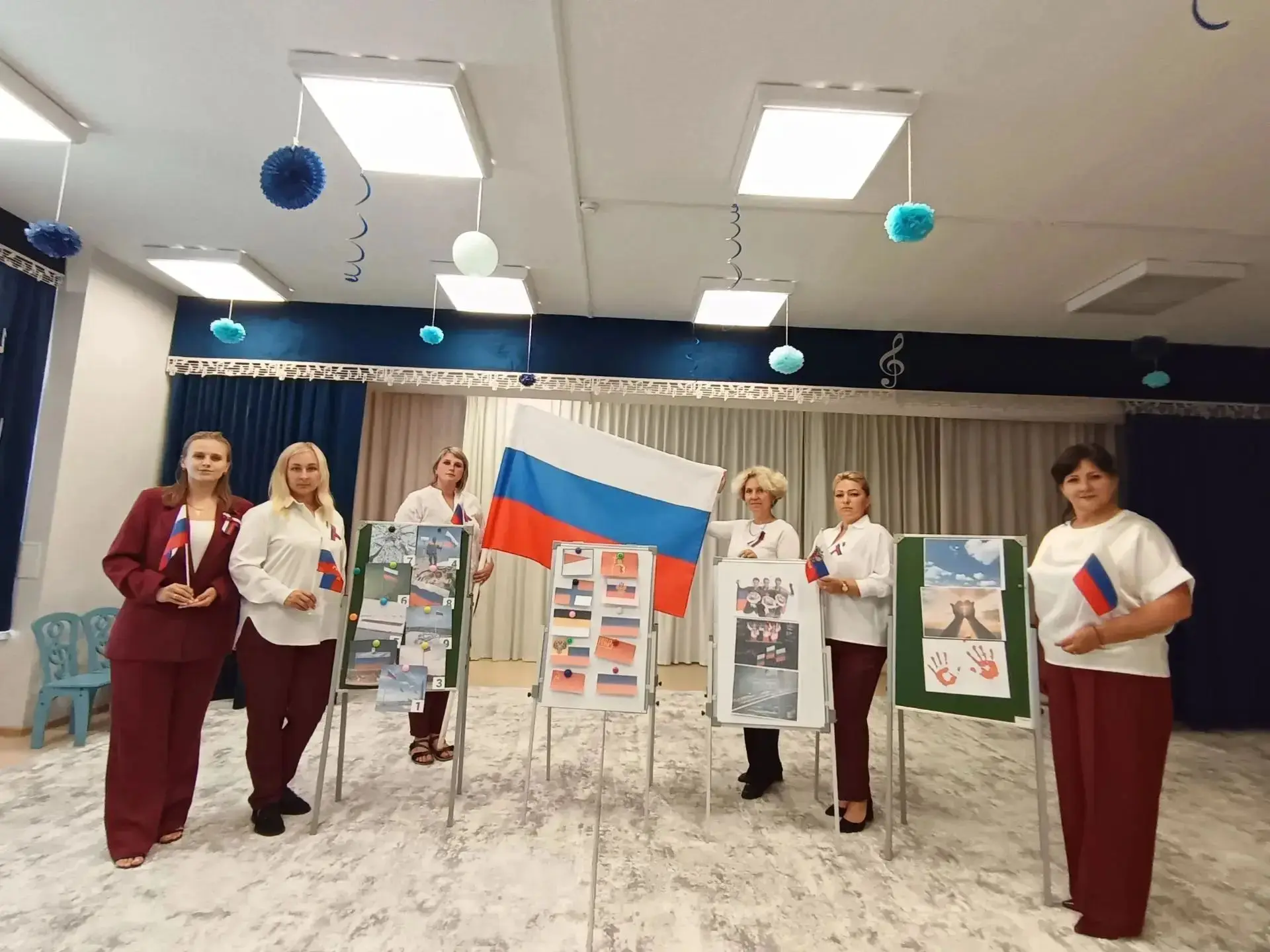 Совсем скоро,22 августа вся страна отметит День российского флага! Формирование у детей...