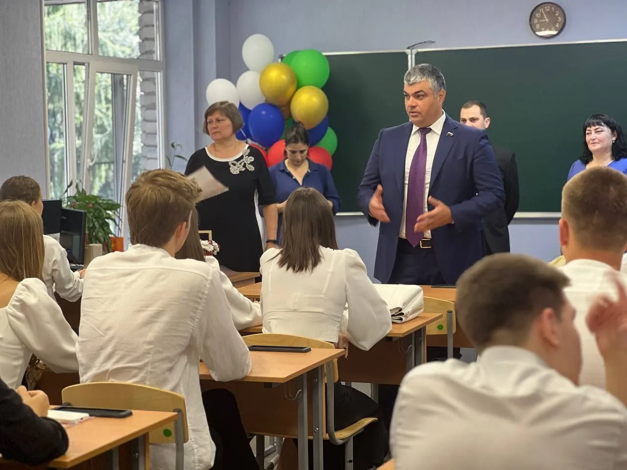 Каждый год 5 октября мы говорим спасибо нашим учителям. Но за официальными поздравления...