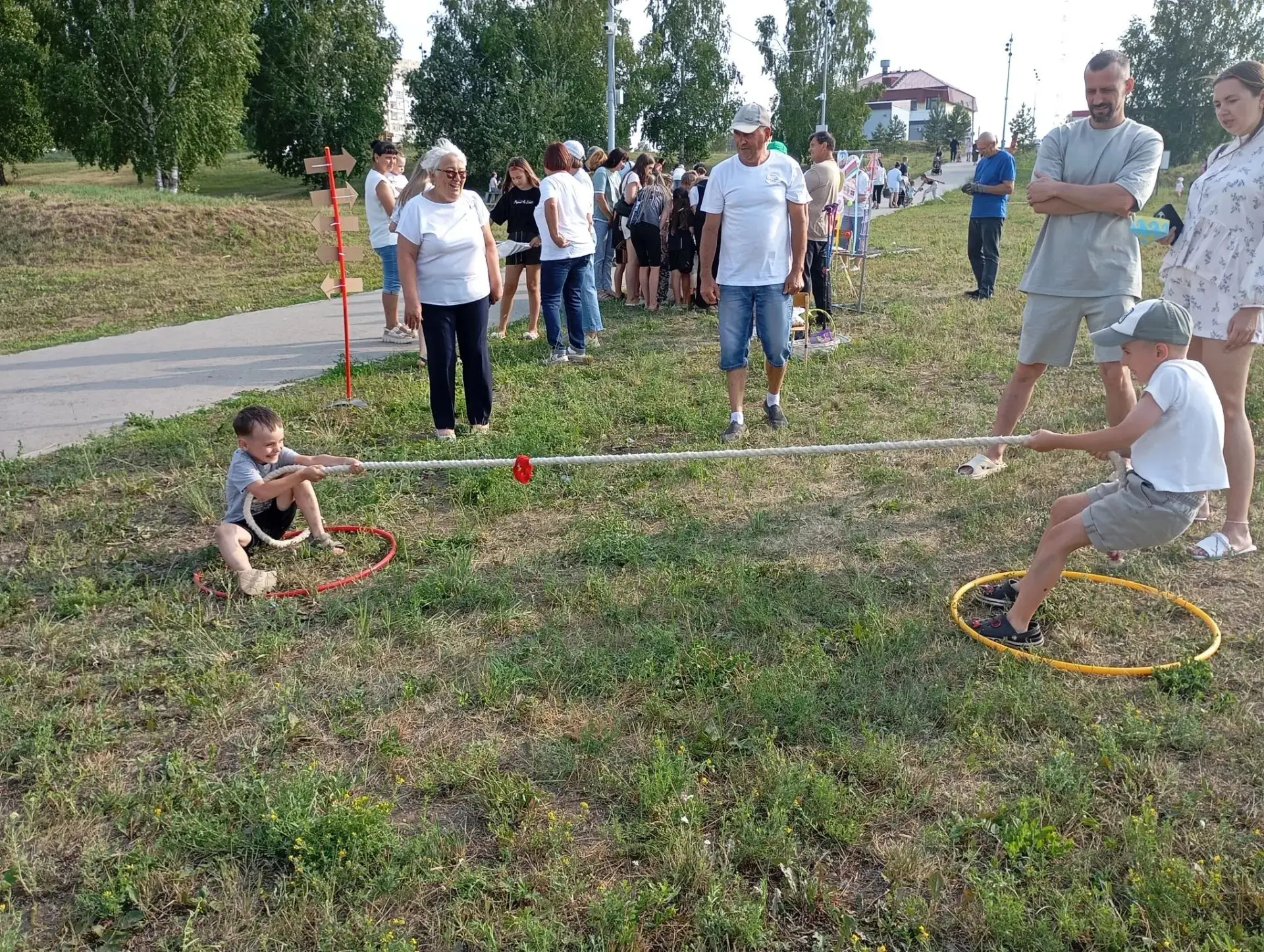 Наши педагоги представляли Белоруссию на городском празднике «Дошколка — город радости». Дети и роди