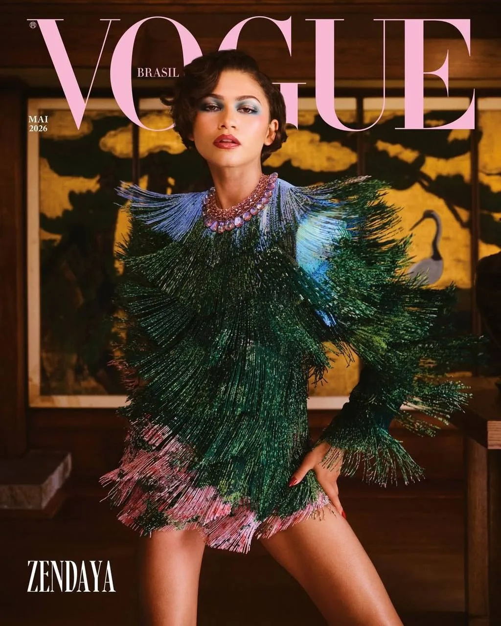 😍 Зендея в съемке для Vogue Brasil  На Met Gala не пошла, но возможность помодничать не упустила.  🎧