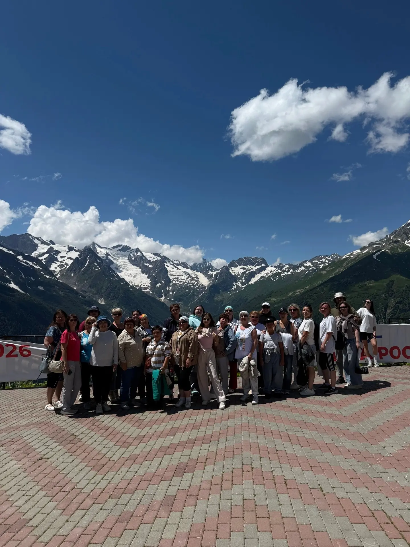 🏔 Кавказ - это место, где хочется глубже дышать, дольше смотреть по сторонам и никуда не спешить 

