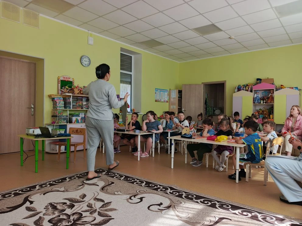 Открытые занятия в детском саду — это специально организованные педагогом уроки, главна...