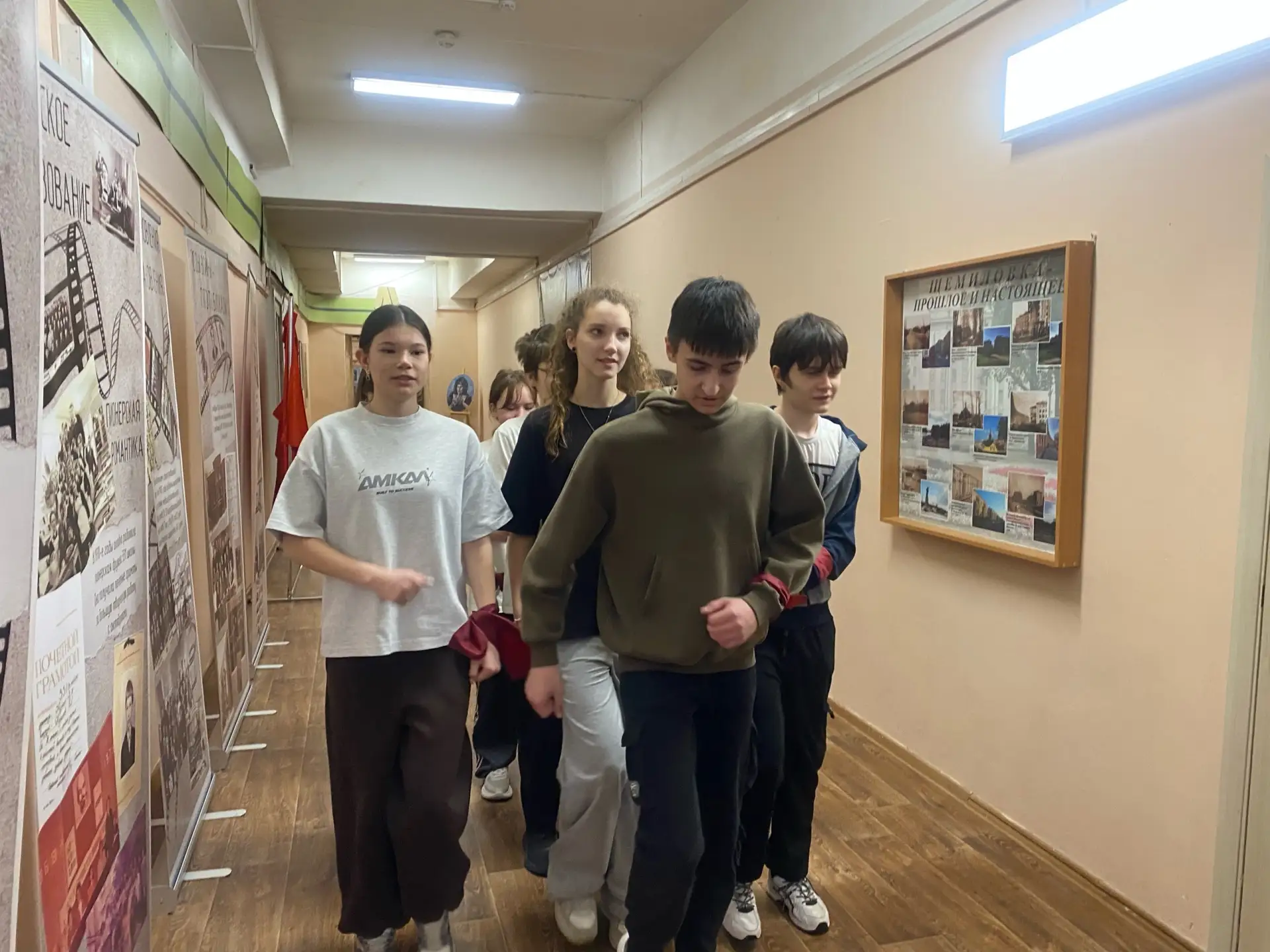 8 «А» в деле: как мы штурмовали районную «Зарницу»!  Этот вторник выдался не обычным школьным днём, 