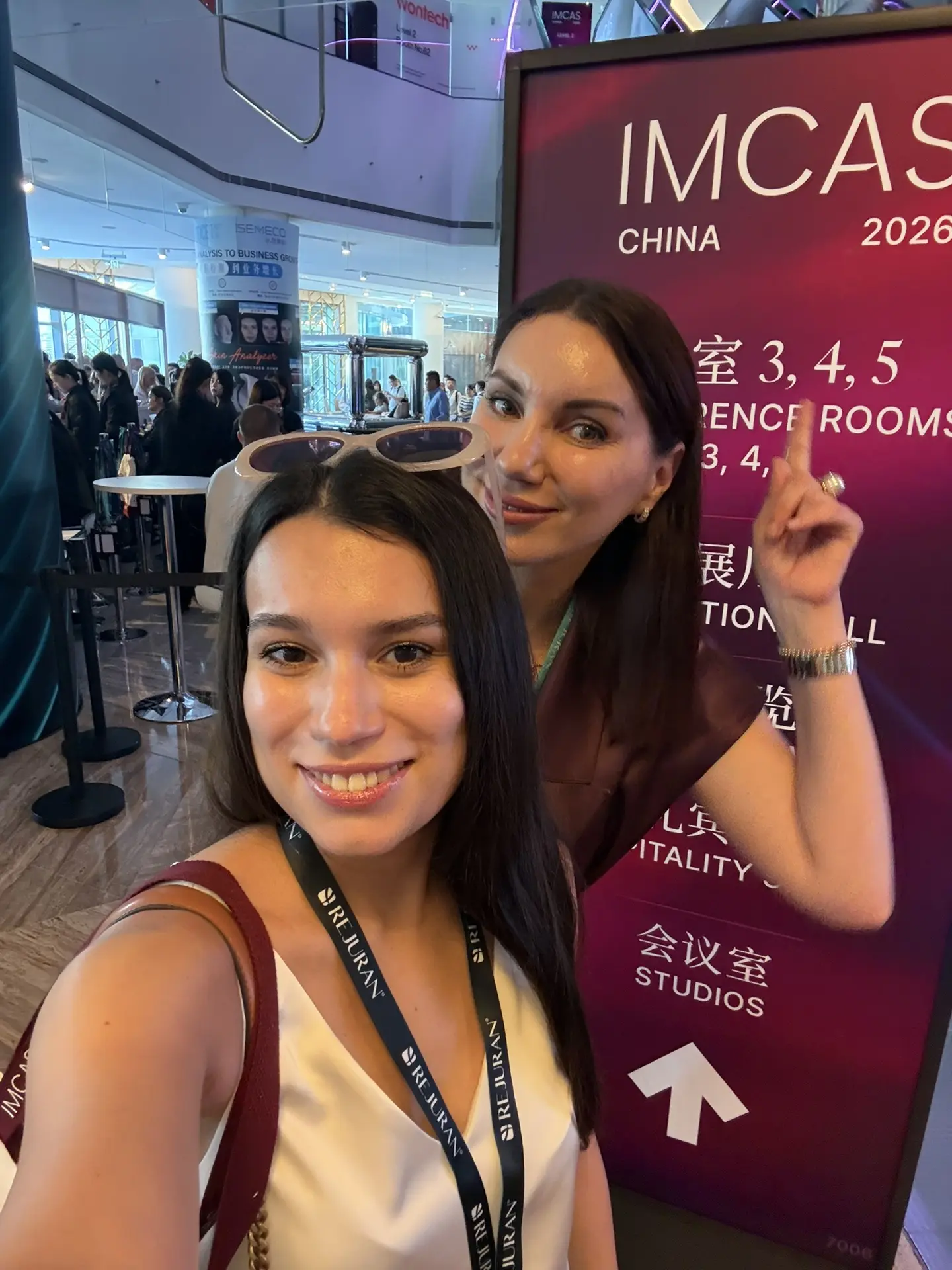 Из Москвы — в эпицентр мировой косметологии! 🌍